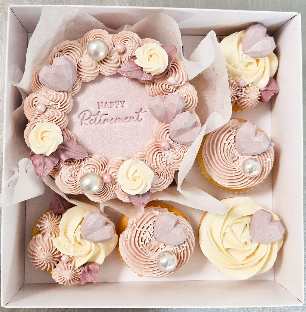 Bento retirement cake & cupcake box