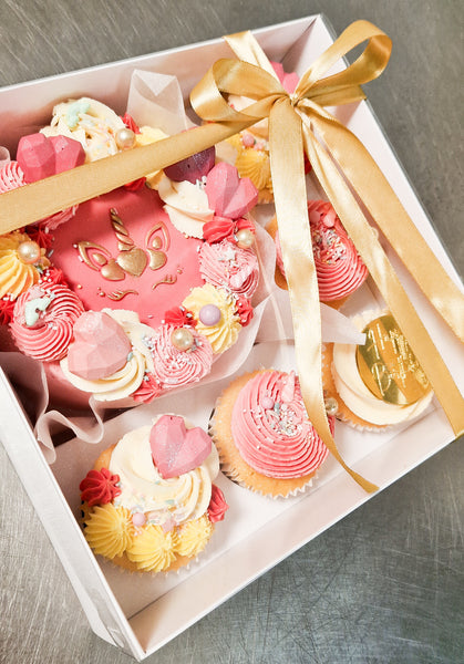 Bento unicorn cake & cupcake box