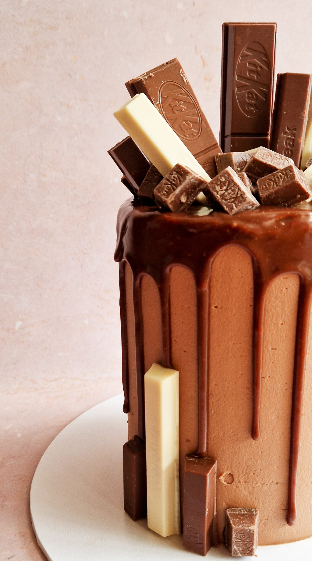 Kitkat Cake