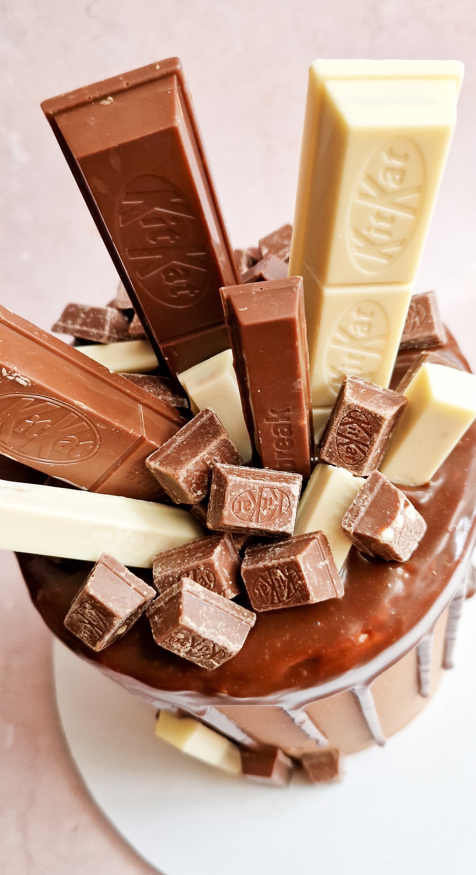 Kitkat Cake